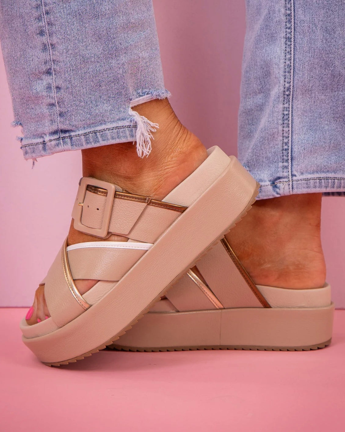 Micah Platform Sandal - The Swanky Shack