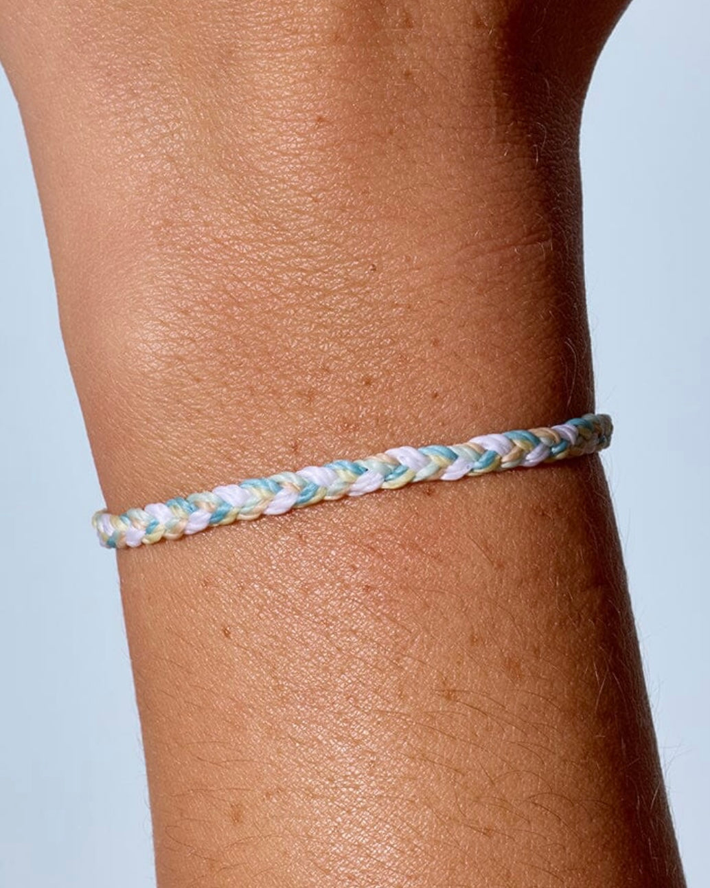 Whisper Mini Braided