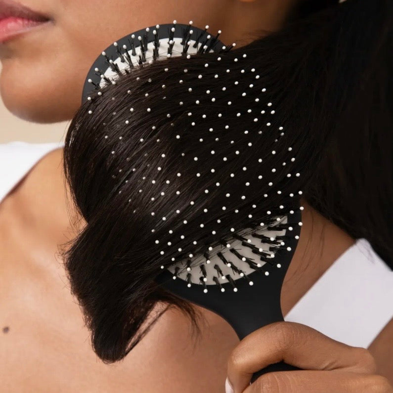 Smooth & Polish Black Brush