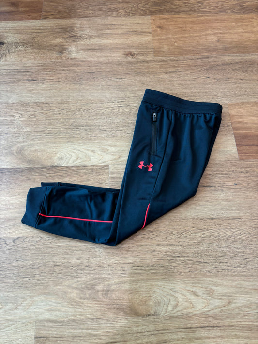 Black/Red Pennant Pant