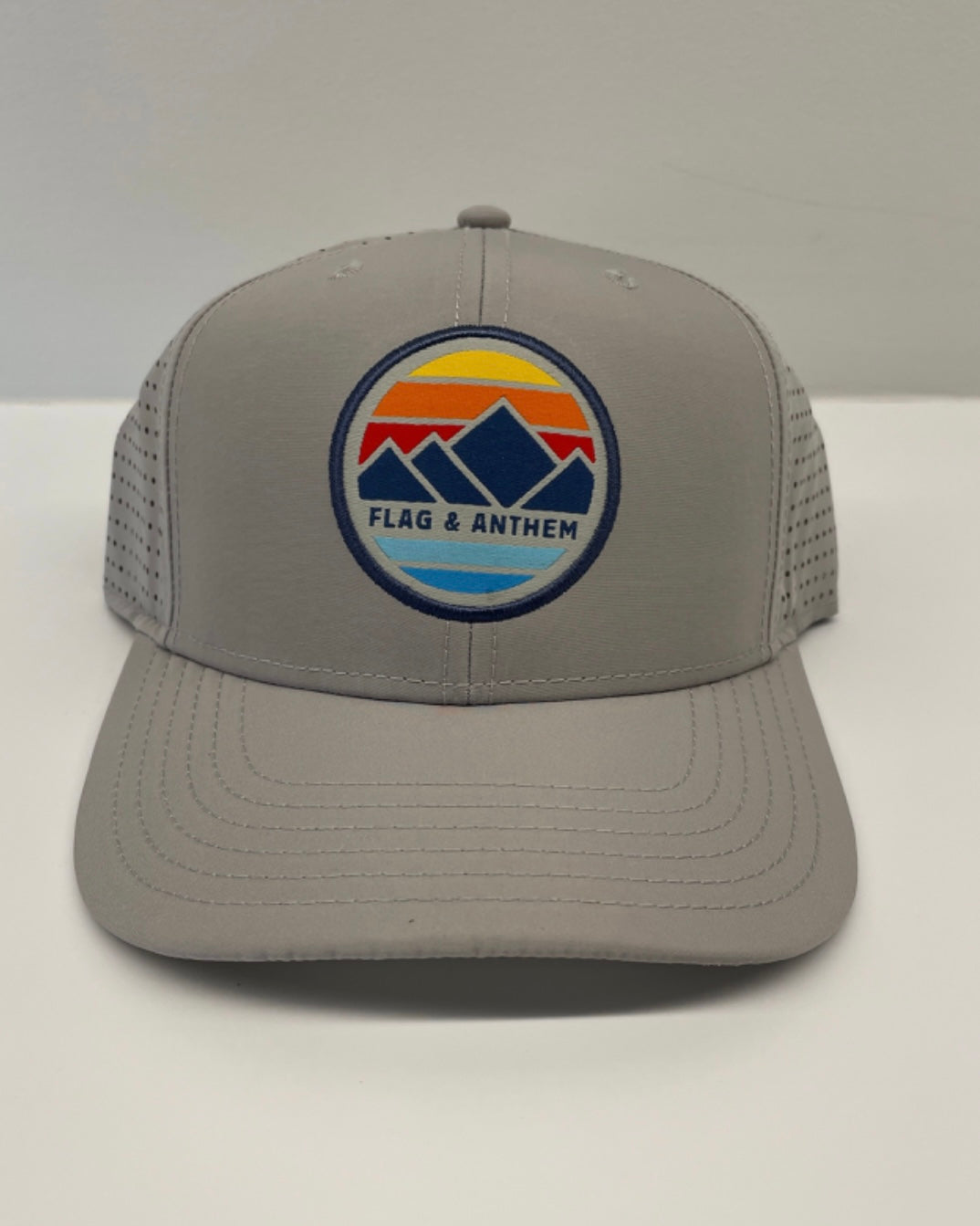 Performance Mountain Valley Hat