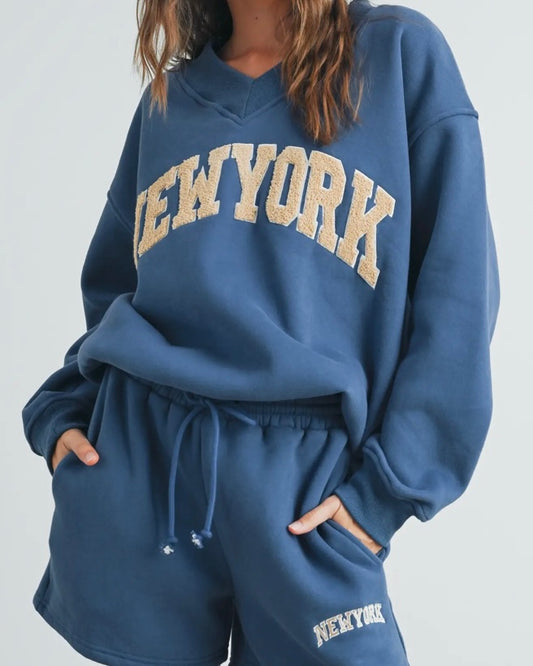 New York V-Neck Sweatshirt