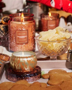 Gingerbread Chalet Mini Tin