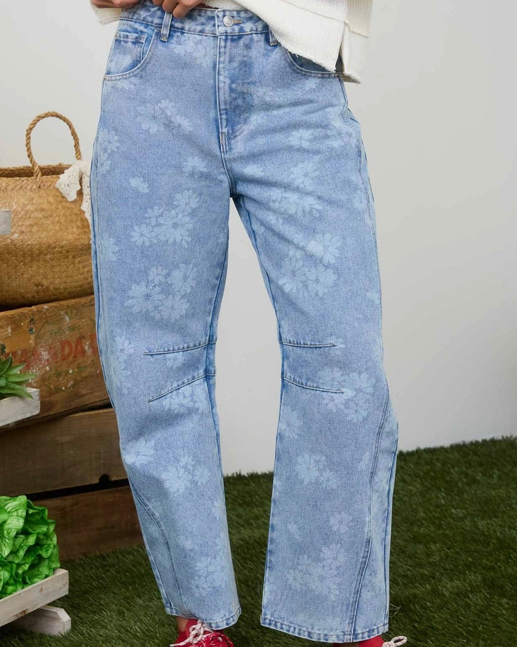 Floral Barrel Jeans - The Swanky Shack