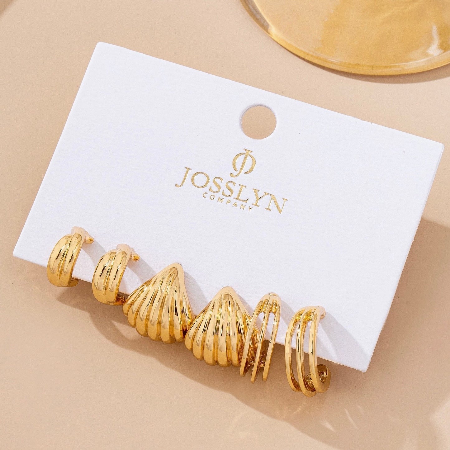 Shell Hoop Trio Earring