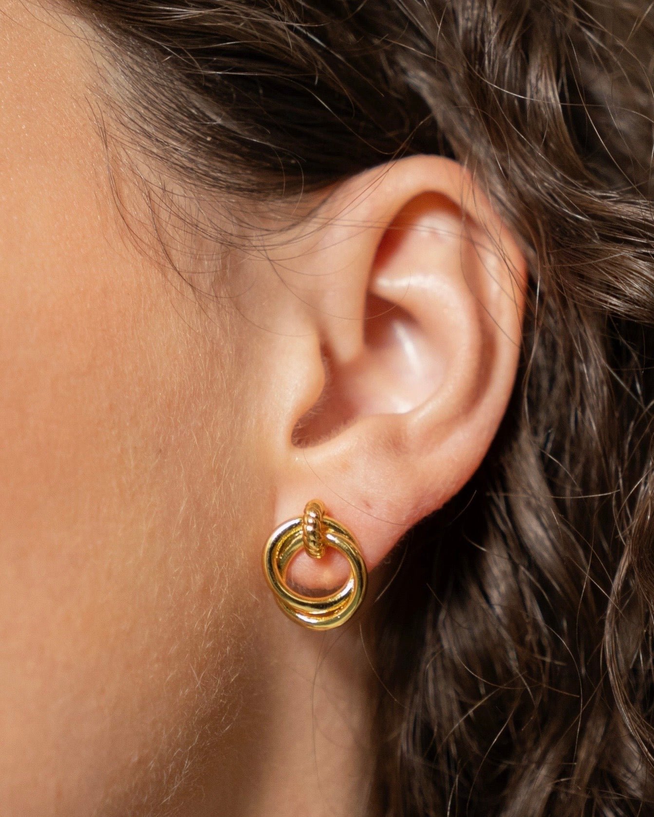 Looped Duo Stud