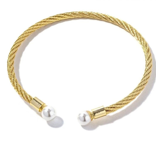 Pearly Cuff - The Swanky Shack